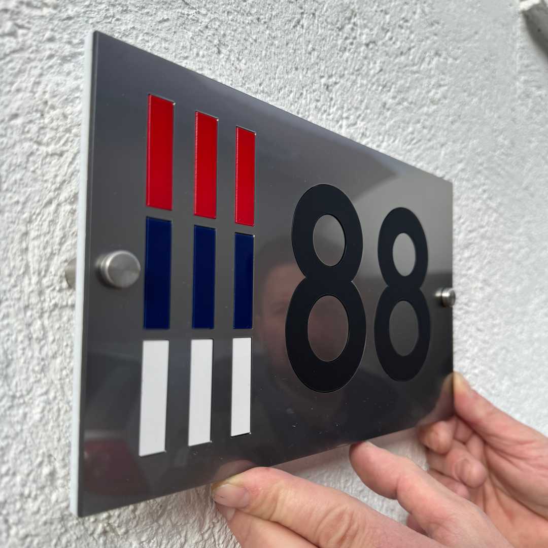 Kućni brojevi Oblik 4 - Srpski