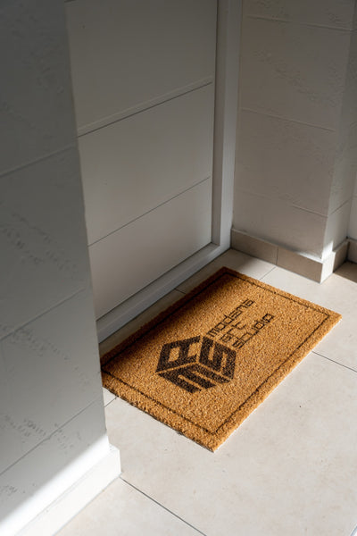 Personalizovani Kokos Otirač – Tvoj Dizajn, Tvoja Dobrodošlica