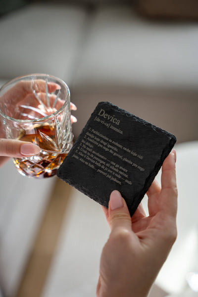 Personalizovani kameni podmetač za čaše